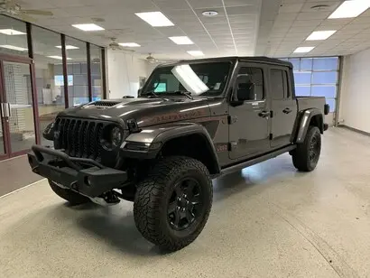 2023 Jeep Gladiator Mojave photo 2
