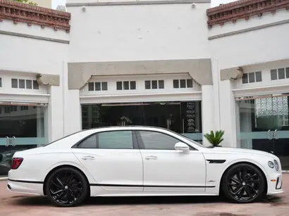 2025 Bentley Flying Spur Speed photo 5