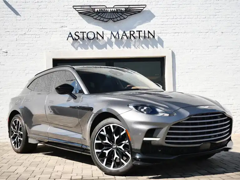 2023 Aston Martin DBX 4.0 V8 707 AWD's photo