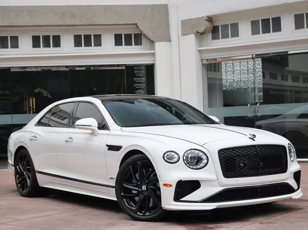 2025 Bentley Flying Spur Speed photo 1