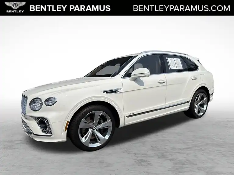 2023 Bentley Bentayga Hybrid's photo