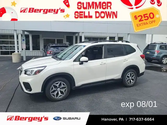 2020 Subaru Forester Premium's photo