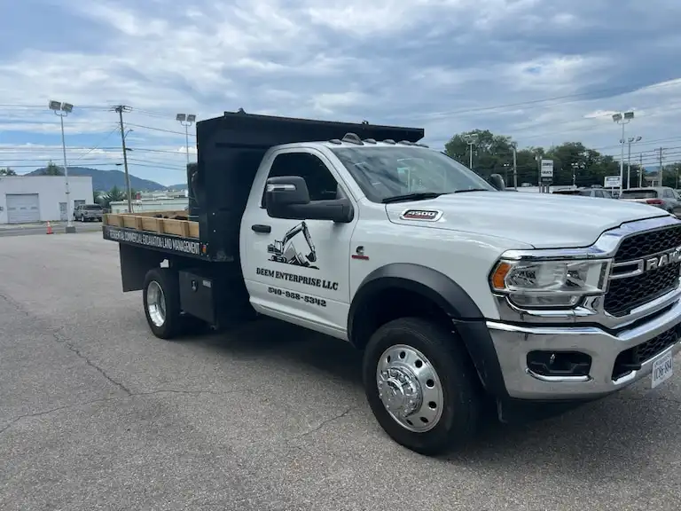 2023 RAM 4500 Tradesman 4X4 Reg Cab SWB DRW 145" WB's photo