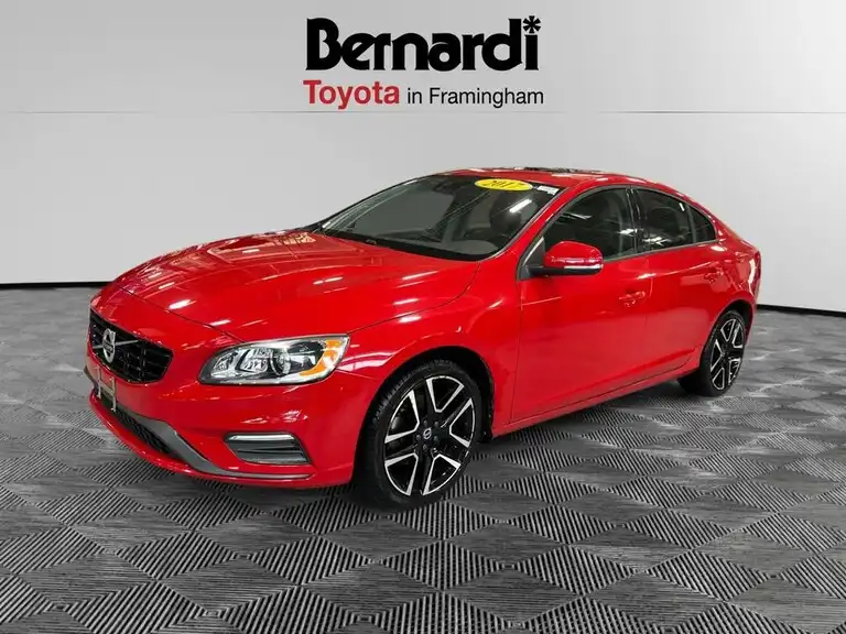 2017 Volvo S60 T5 Dynamic's photo