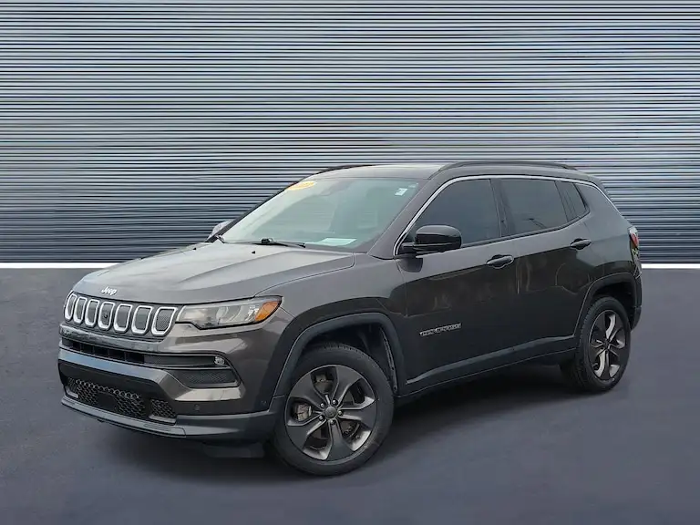 2022 Jeep Compass Latitude Lux 4X4's photo
