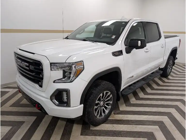2020 GMC Sierra 4WD Crew Cab Short Box AT4's photo