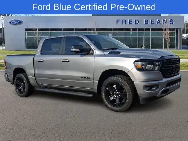 2022 RAM 1500 Big Horn/Lone Star 4WD Crew Cab 5'7's photo