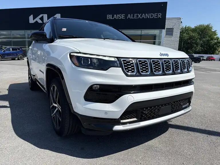 2025 Jeep Compass Limited 4X4's photo