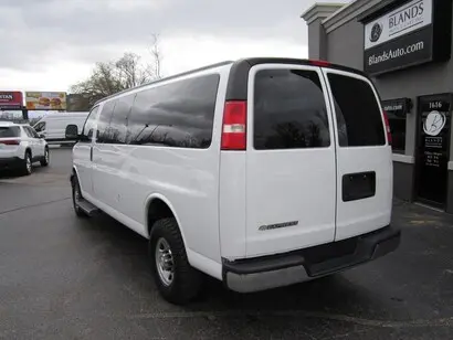 2019 Chevrolet Express 3500 LT Extended photo 3