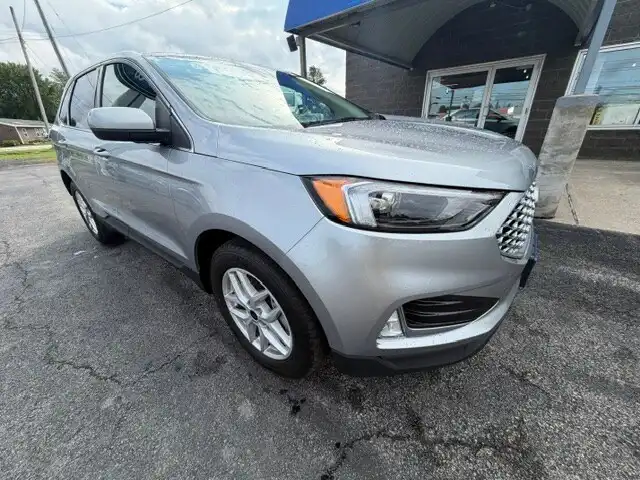 2023 Ford Edge SEL AWD's photo