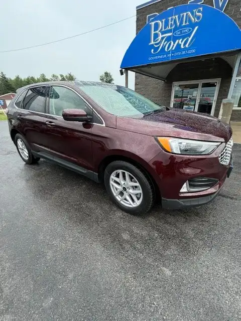 2023 Ford Edge SEL AWD's photo