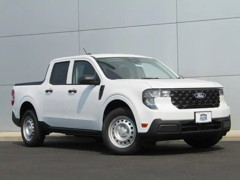 2026 Ford Maverick XL AWD's photo