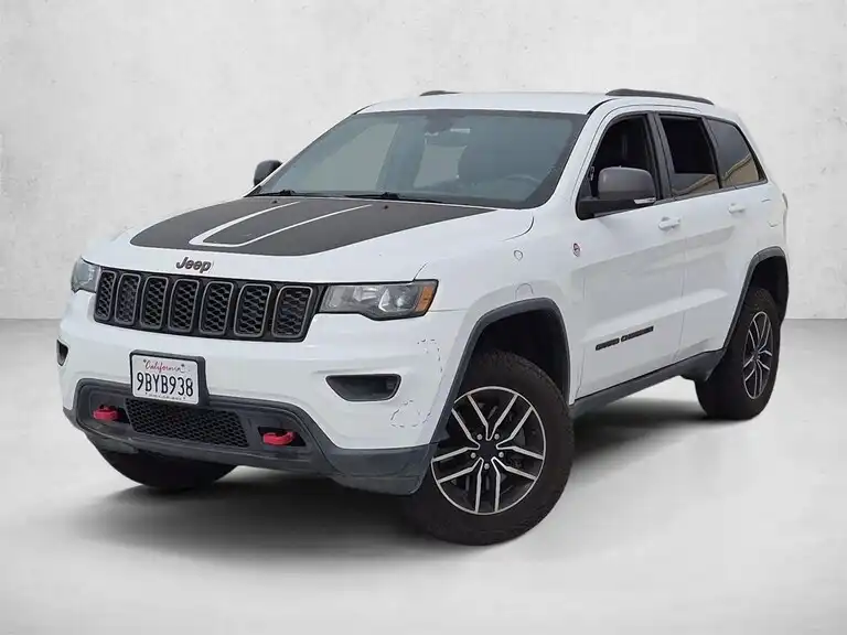 2019 Jeep Grand Cherokee Trailhawk's photo