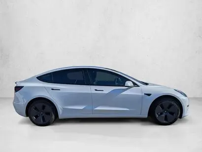 2023 Tesla Model 3 Long Range photo 4