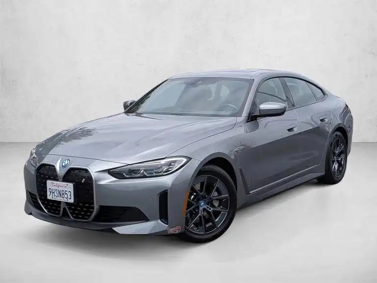 2023 BMW i4 eDrive40's photo