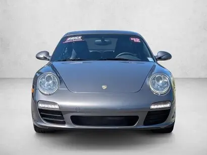 2012 Porsche 911 Carrera 4 Coupe photo 2