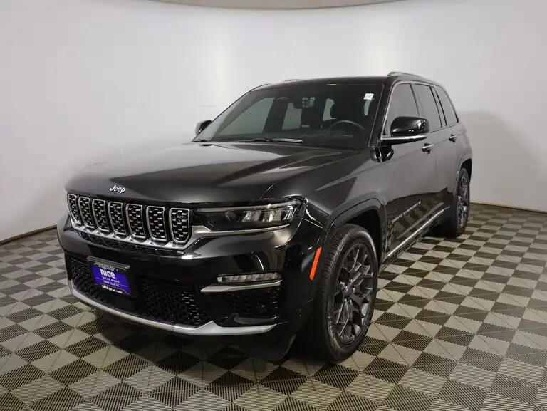 2023 Jeep Grand Cherokee Summit Reserve 4x4's photo
