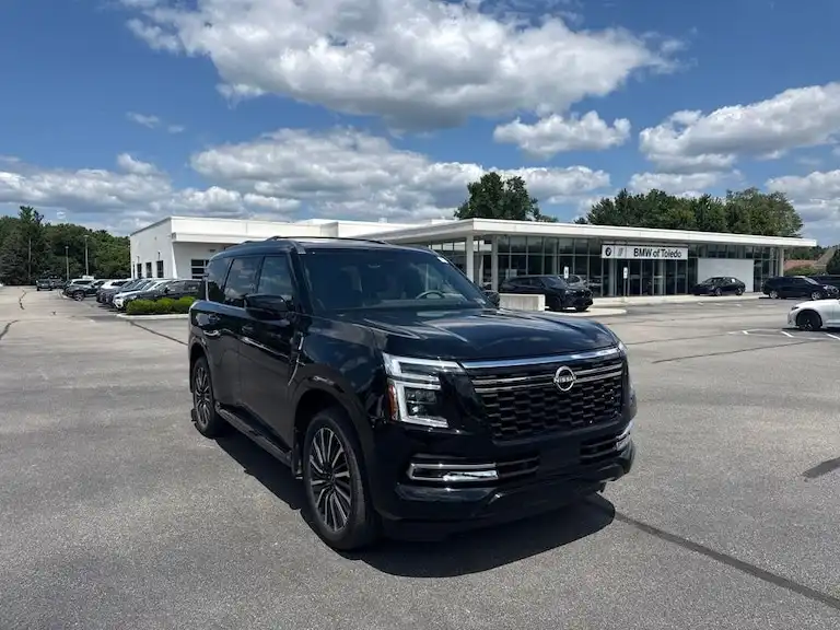 2025 Nissan Armada Platinum Reserve 4X4's photo