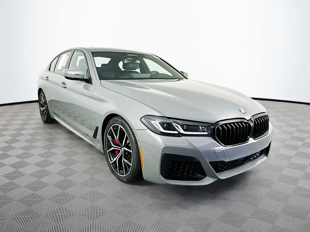 2021 BMW 5 Series M550i xDrive Sedan photo 1