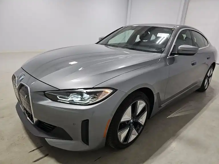 2023 BMW i4 eDrive35's photo