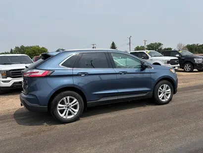2019 Ford Edge SEL AWD photo 3