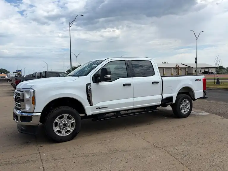 2025 Ford F-250 XLT 4x4 Crew Cab 6-3/4' Box's photo