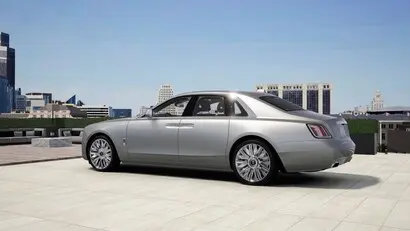 2027 Rolls-Royce Ghost Base photo 2
