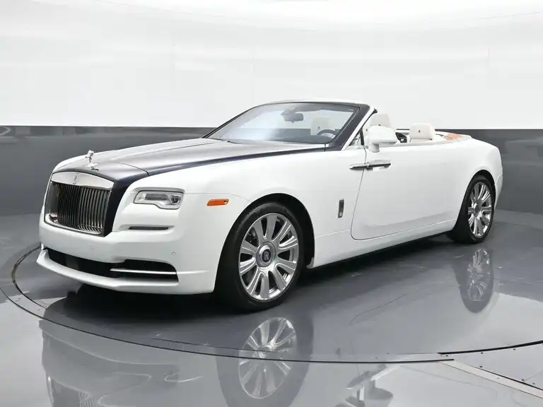 2017 Rolls-Royce Dawn Base's photo