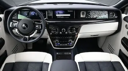 2027 Rolls-Royce Phantom Base photo 3