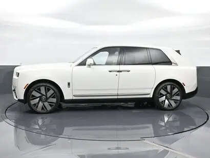 2025 Rolls-Royce Cullinan Base photo 3