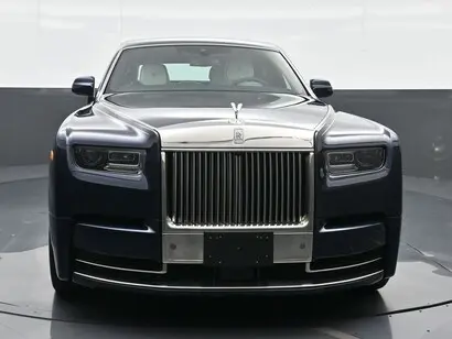 2027 Rolls-Royce Phantom Base photo 5
