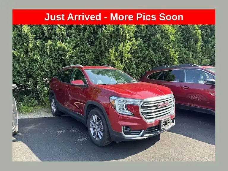 2023 GMC Terrain SLT AWD's photo