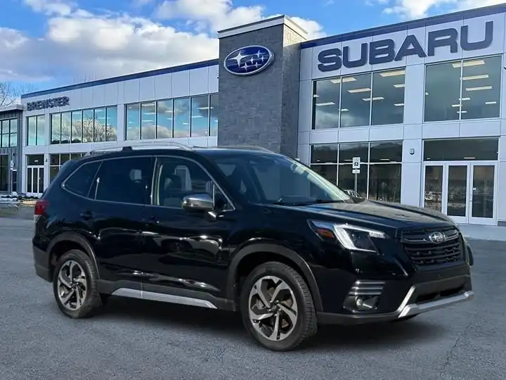 2024 Subaru Forester Touring's photo