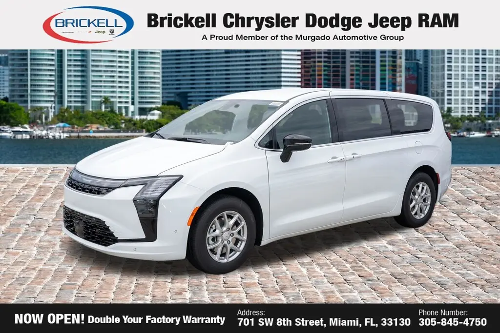 2027 Chrysler Pacifica Select photo 1