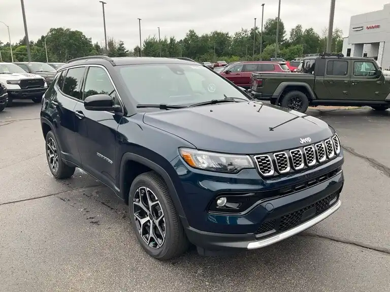 2026 Jeep Compass Limited 4X4's photo