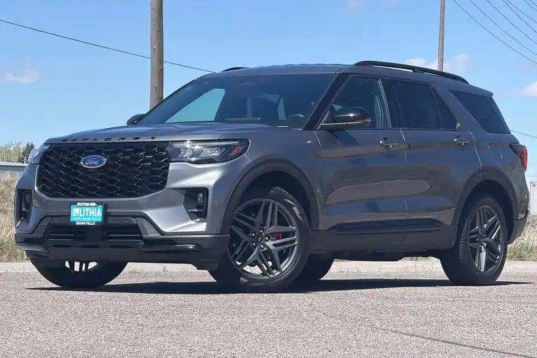 2025 Ford Explorer ST-LINE 4WD (PL535)'s photo
