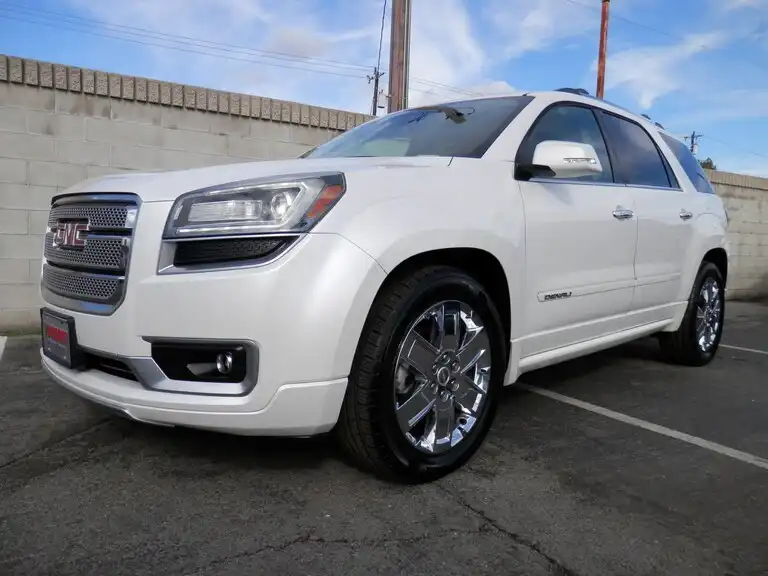 2016 GMC Acadia AWD Denali's photo