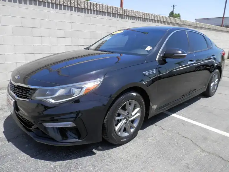 2019 Kia Optima LX AT's photo