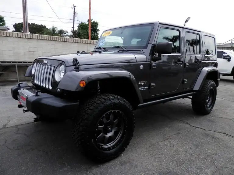 2016 Jeep Wrangler Sahara's photo
