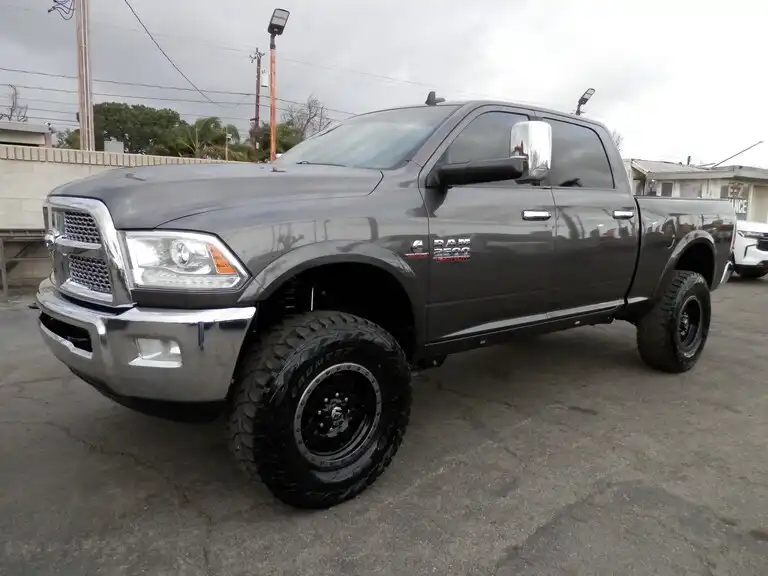 2014 RAM 2500 Laramie 4X4 Crew Cab SWB's photo
