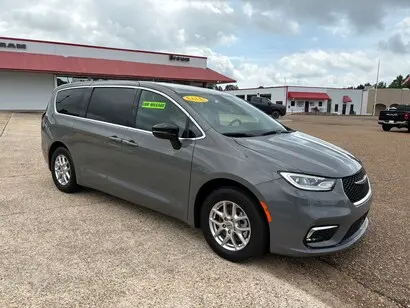 2025 Chrysler Pacifica Select photo 3