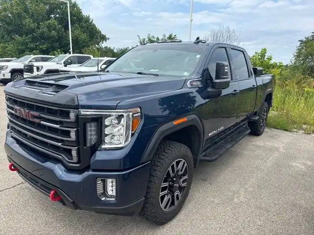 2023 GMC Sierra 4WD Crew Cab Standard Box AT4's photo