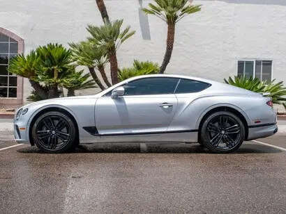 2023 Bentley Continental GT V8 Mulliner photo 5
