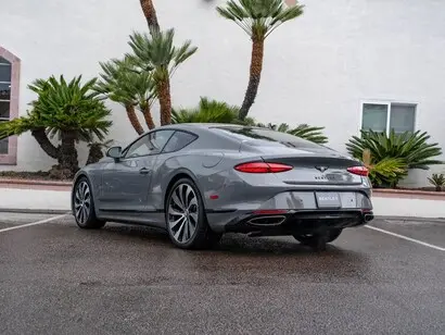 2026 Bentley Continental GT V8 Mulliner photo 3