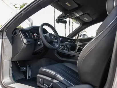 2026 Bentley Continental GT V8 Mulliner photo 2
