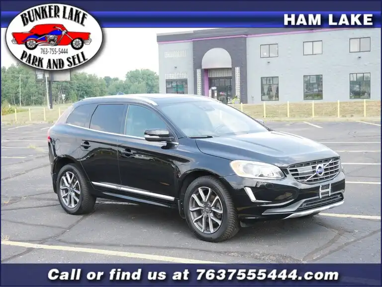 2016 Volvo XC60 T5 AWD Platinum's photo