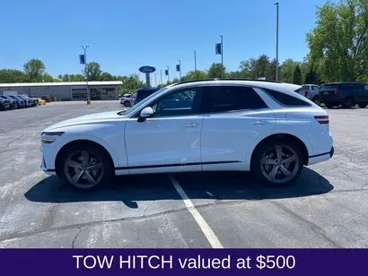 2024 Genesis GV70 2.5T Standard AWD photo 4