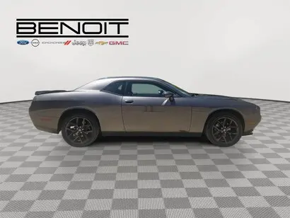 2023 Dodge Challenger SXT Auto photo 4