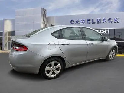 2016 Dodge Dart 2.4 SXT photo 5