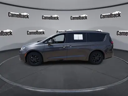 2021 Chrysler Pacifica Touring L photo 4
